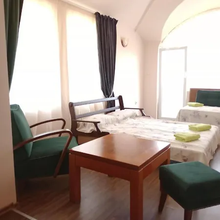 Apartament Wild Cherry 2 Bedroom Economy-3 *