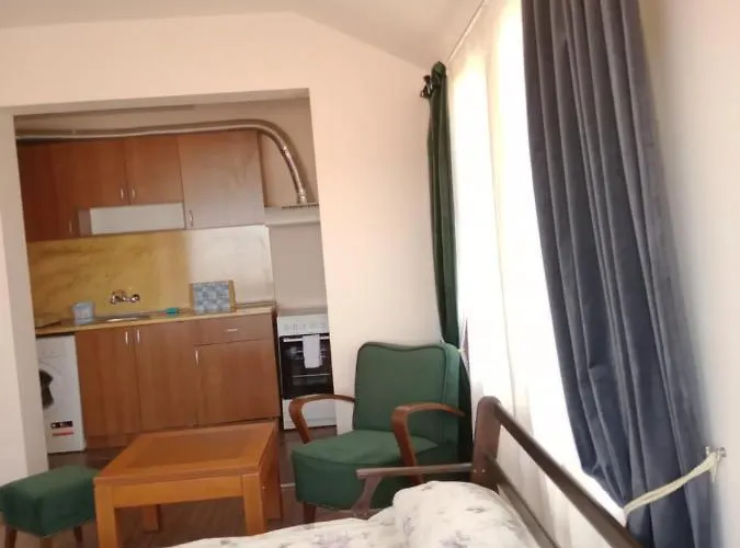 アパート Wild Cherry 2 Bedroom Economy-3 *