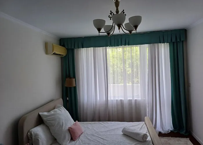 Wild Cherry 2 Bedroom Economy-3 *